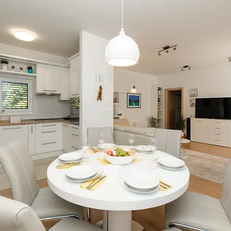 Luxury With Heated Pool, Terrace, And Outdoor Amenities For Relaxation Villa